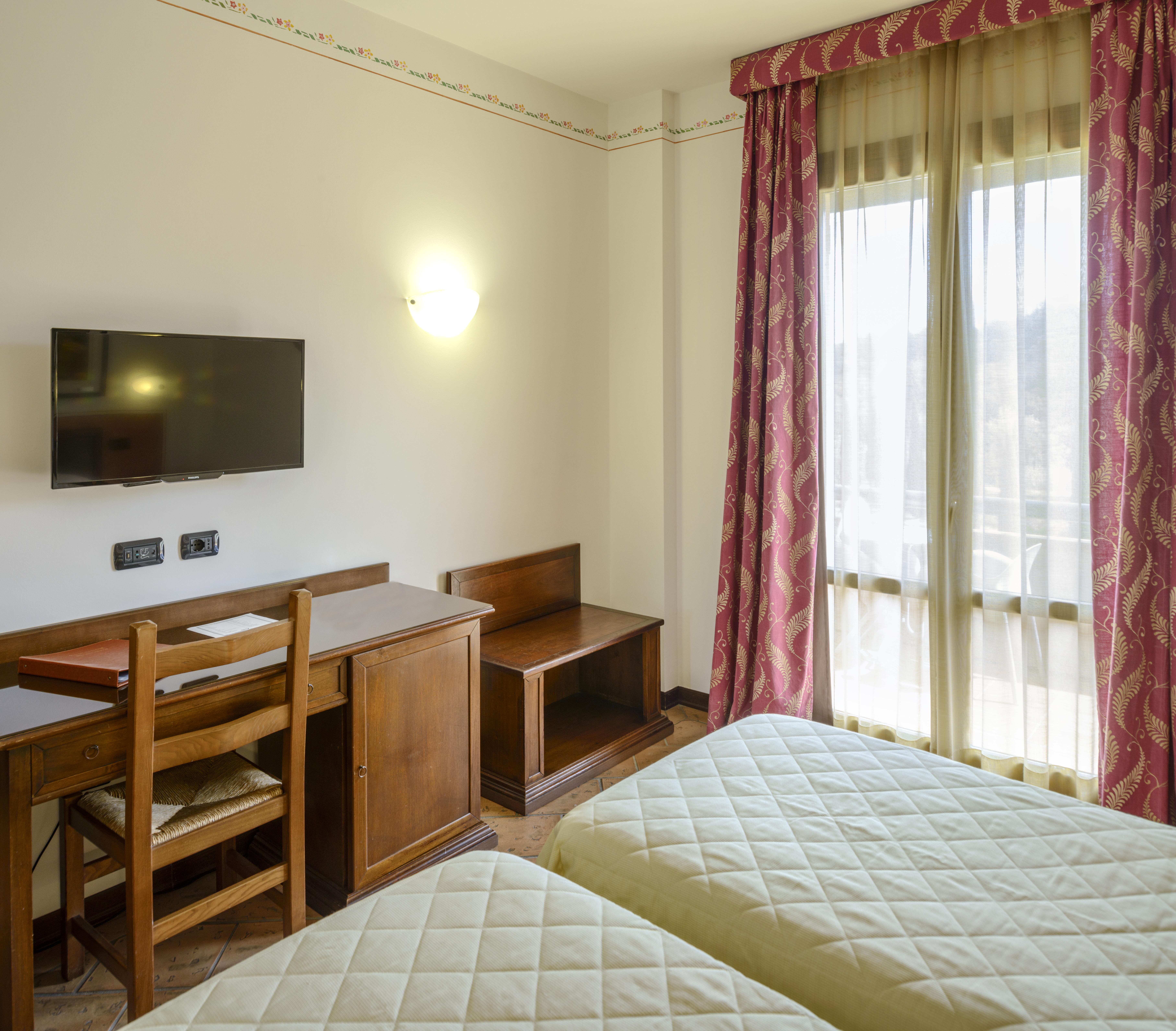 Hotel Sovestro San Gimignano Bagian luar foto