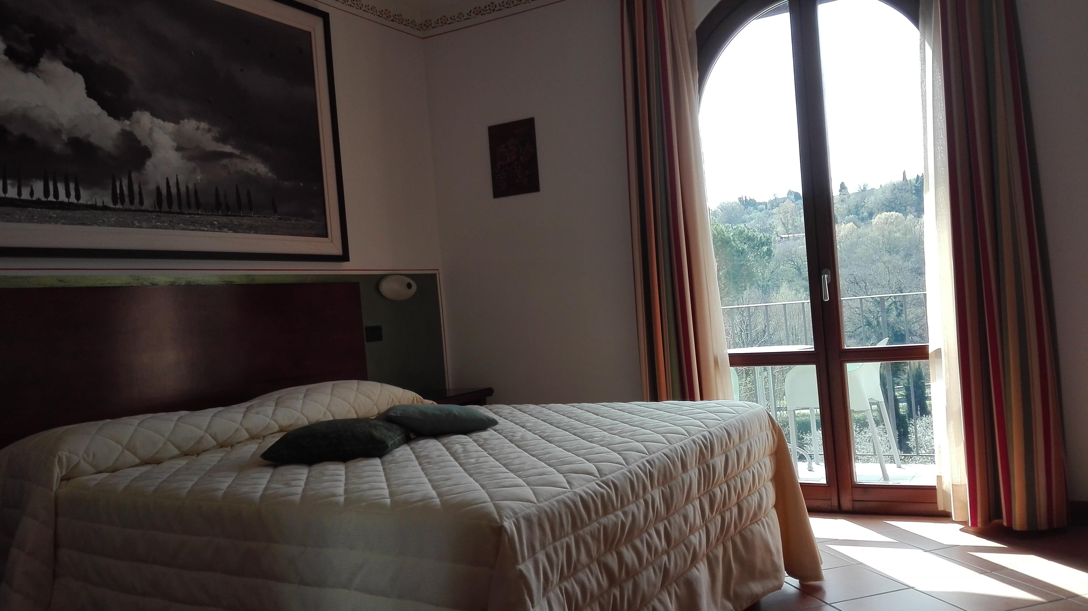 Hotel Sovestro San Gimignano Bagian luar foto
