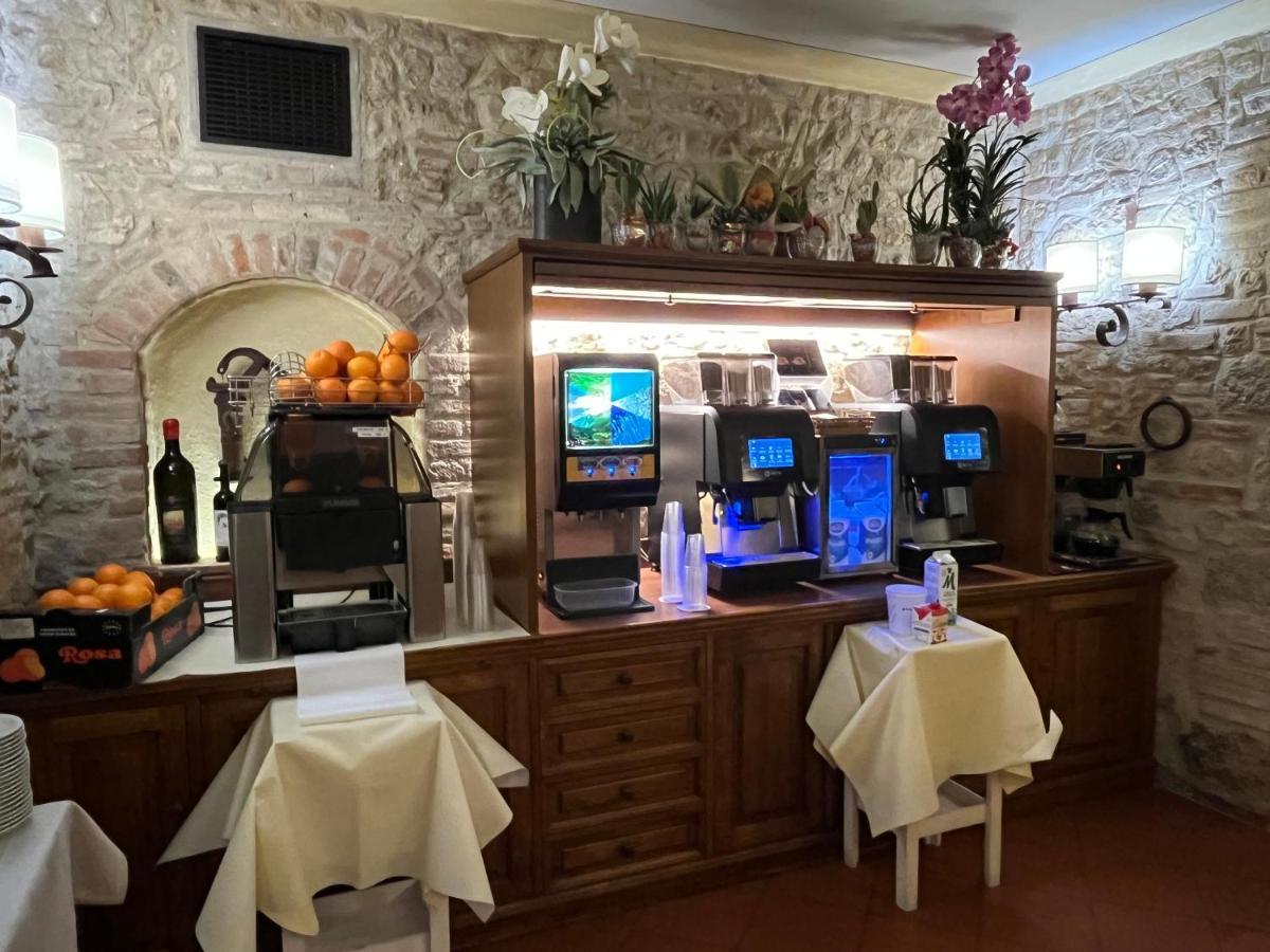 Hotel Sovestro San Gimignano Bagian luar foto